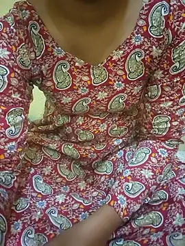 Snapshot of Seema_yadav01 chatting on 05-24-26, 05:07 Seema yadav01 online show from 05-24-26, 05:07