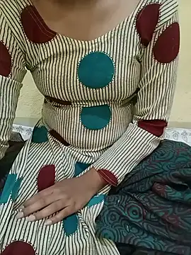 Snapshot of Seema_yadav01 chatting on 05-23-26, 05:17 Seema yadav01 online show from 05-23-26, 05:17