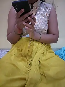 Snapshot of Seema_yadav01 chatting on 05-03-26, 05:45 Seema yadav01 online show from 05-03-26, 05:45