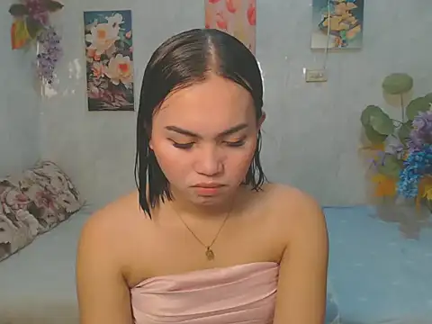 Snapshot of ur_asiankat chatting on 05-03-26, 08:08 ur asiankat online show from 05-03-26, 08:08