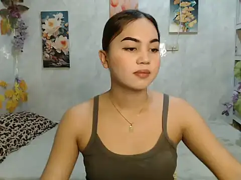 Snapshot of ur_asiankat chatting on 06-08-26, 07:53 ur asiankat online show from 06-08-26, 07:53
