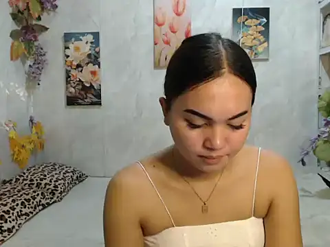 Snapshot of ur_asiankat chatting on 06-20-26, 07:19 ur asiankat online show from 06-20-26, 07:19