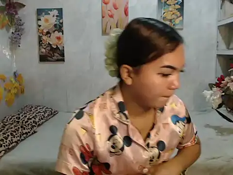 Snapshot of ur_asiankat chatting on 07-01-26, 08:20 ur asiankat online show from 07-01-26, 08:20