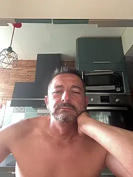 Snapshot of daddy3945 chatting on 05-30-26, 05:36 daddy3945 online show from 05-30-26, 05:36
