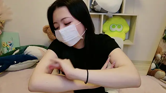 Snapshot of -Luna_JP- chatting on 07-31-26, 01:54 -Luna JP- online show from 07-31-26, 01:54