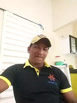 Snapshot of casado8659 chatting on 06-17-26, 11:31 casado8659 online show from 06-17-26, 11:31