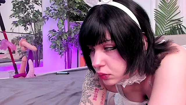 Snapshot of Ashley_Alt chatting on 05-30-26, 06:42 Ashley Alt online show from 05-30-26, 06:42