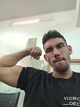 Leandro flores92 online show from 07-16-26, 01:19