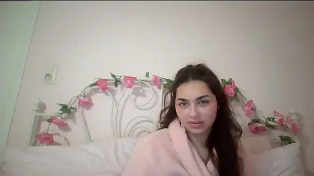 Snapshot of yourbella37 chatting on 05-06-26, 07:40 yourbella37 online show from 05-06-26, 07:40