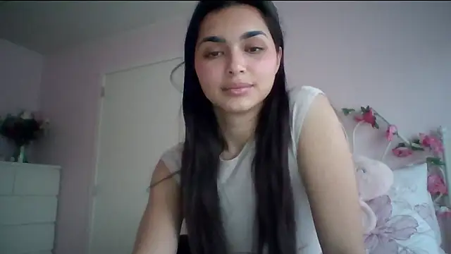 Snapshot of yourbella37 chatting on 05-18-26, 07:07 yourbella37 online show from 05-18-26, 07:07