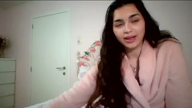 Snapshot of yourbella37 chatting on 05-10-26, 07:49 yourbella37 online show from 05-10-26, 07:49