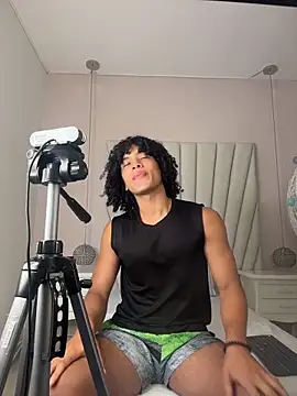 Taylor gray7 online show from 06-16-26, 04:01
