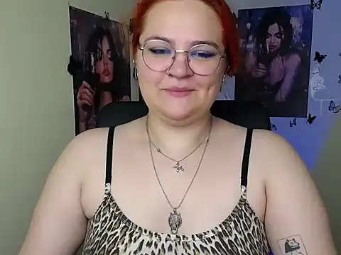 Snapshot of RinaRiii chatting on 07-08-26, 12:06 RinaRiii online show from 07-08-26, 12:06