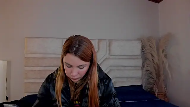 Snapshot of _zoe_3 chatting on 07-09-26, 12:37 zoe 3 online show from 07-09-26, 12:37