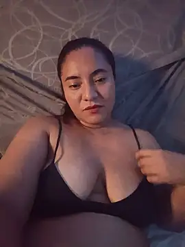 Snapshot of Sweet_Ninaa chatting on 05-30-26, 03:13 Sweet Ninaa online show from 05-30-26, 03:13