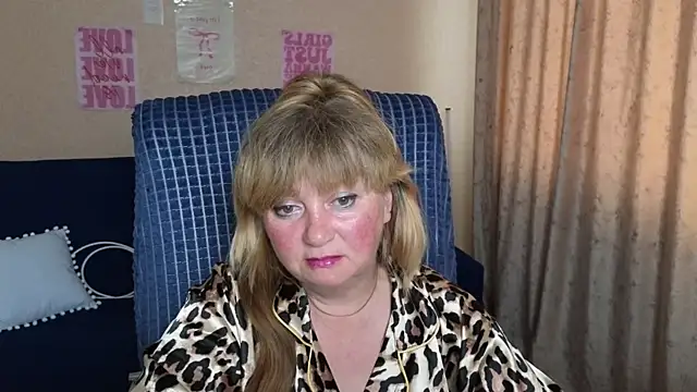 Snapshot of Melania_Cook chatting on 06-02-26, 01:33 Melania Cook online show from 06-02-26, 01:33