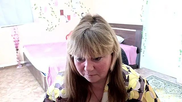 Snapshot of Melania_Cook chatting on 05-24-26, 04:45 Melania Cook online show from 05-24-26, 04:45