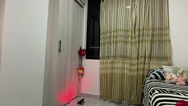 Snapshot of _peachyboy chatting on 06-14-26, 03:30 peachyboy online show from 06-14-26, 03:30