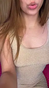 Snapshot of nare_22 chatting on 05-12-26, 02:45 nare 22 online show from 05-12-26, 02:45