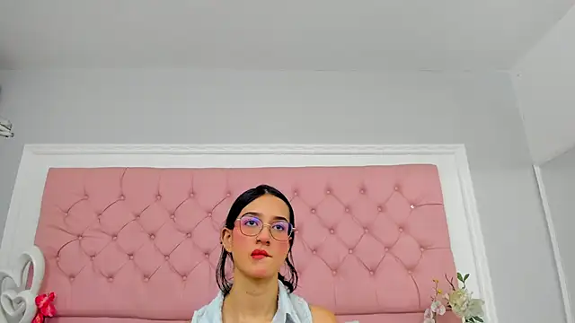 Snapshot of SarahDoll__ chatting on 06-16-26, 03:12 SarahDoll online show from 06-16-26, 03:12