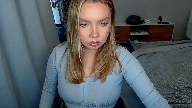 Snapshot of PolinaXXXXXJones chatting on 06-02-26, 04:29 PolinaXXXXXJones online show from 06-02-26, 04:29