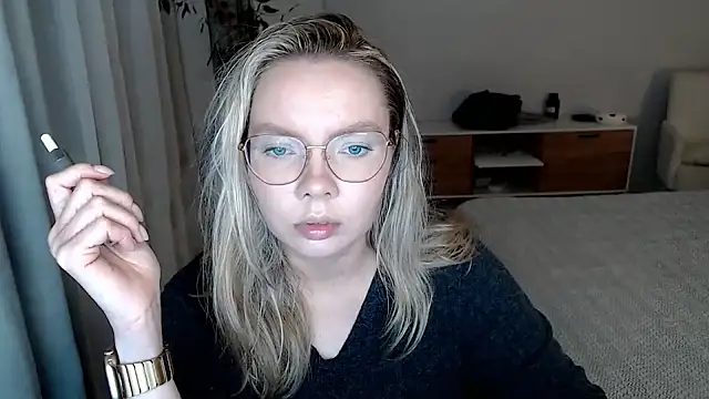 Snapshot of PolinaXXXXXJones chatting on 06-10-26, 06:31 PolinaXXXXXJones online show from 06-10-26, 06:31