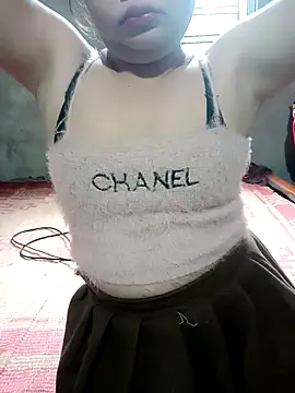 Snapshot of Lily_Henry chatting on 05-03-26, 11:52 Lily Henry online show from 05-03-26, 11:52