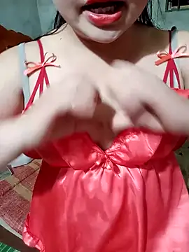 Snapshot of Lily_Henry chatting on 05-08-26, 03:38 Lily Henry online show from 05-08-26, 03:38