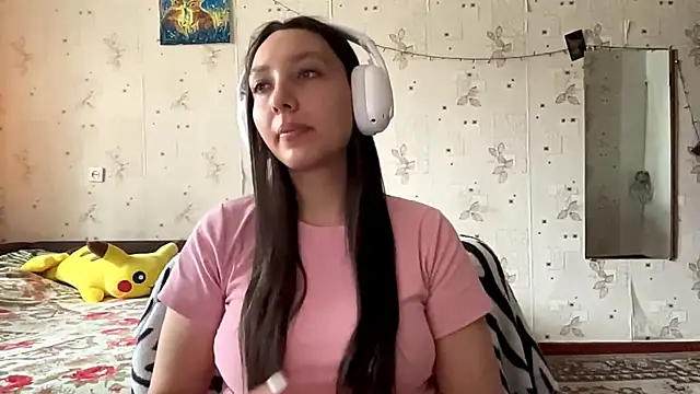 SheeringGape online show from 05-10-26, 02:26