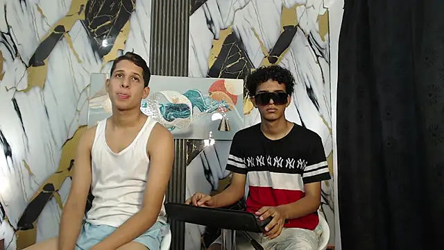 GOLDEN 2026 online show from 05-14-26, 07:22