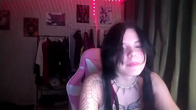 VeIvetLure online show from 05-04-26, 04:32