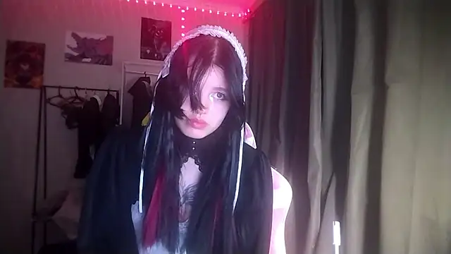 VeIvetLure online show from 05-10-26, 05:04