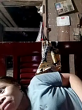 Snapshot of daisyy2 chatting on 07-01-26, 01:44 daisyy2 online show from 07-01-26, 01:44