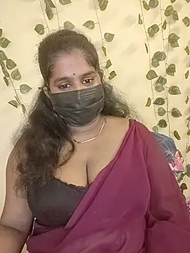 Snapshot of Sravani_cutee_ chatting on 06-08-26, 07:53 Sravani cutee online show from 06-08-26, 07:53