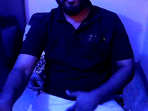 Snapshot of married_man22 chatting on 06-12-26, 09:45 married man22 online show from 06-12-26, 09:45