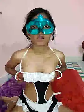 Snapshot of husband_wife_12 chatting on 05-10-26, 05:37 husband wife 12 online show from 05-10-26, 05:37