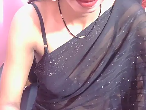 Snapshot of wild_minakshi chatting on 06-10-26, 04:46 wild minakshi online show from 06-10-26, 04:46