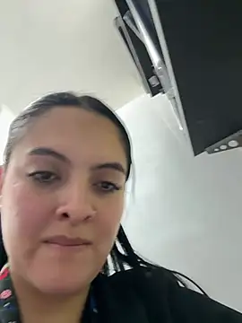 Snapshot of marianm29-1 chatting on 06-03-26, 01:45 marianm29-1 online show from 06-03-26, 01:45