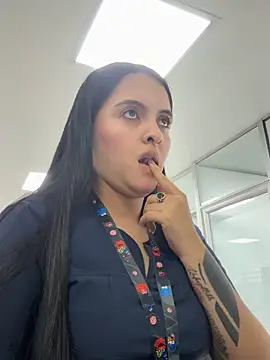 Snapshot of marianm29-1 chatting on 05-18-26, 09:30 marianm29-1 online show from 05-18-26, 09:30