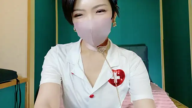 Snapshot of Naomi_00122 chatting on 06-16-26, 10:10 Naomi 00122 online show from 06-16-26, 10:10