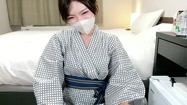 Naomi 00122 online show from 07-06-26, 11:06