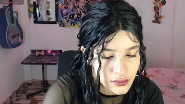 Snapshot of bastethott chatting on 07-06-26, 03:25 bastethott online show from 07-06-26, 03:25