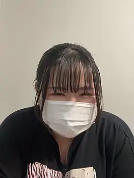 Snapshot of Icup_yuika chatting on 06-04-26, 03:38 Icup yuika online show from 06-04-26, 03:38