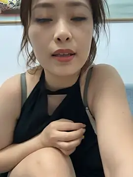 Snapshot of xinyue-888 chatting on 07-21-26, 01:12 xinyue-888 online show from 07-21-26, 01:12