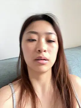 Snapshot of xinyue-888 chatting on 06-24-26, 04:00 xinyue-888 online show from 06-24-26, 04:00
