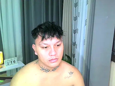 Snapshot of Ashtonfuckingboi chatting on 05-16-26, 08:35 Ashtonfuckingboi online show from 05-16-26, 08:35