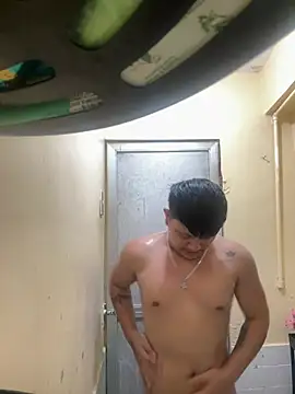 Snapshot of Ashtonfuckingboi chatting on 05-28-26, 11:27 Ashtonfuckingboi online show from 05-28-26, 11:27