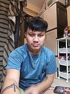 Snapshot of Ashtonfuckingboi chatting on 06-23-26, 03:43 Ashtonfuckingboi online show from 06-23-26, 03:43