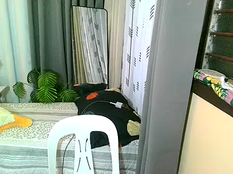 Snapshot of Ashtonfuckingboi chatting on 05-19-26, 11:28 Ashtonfuckingboi online show from 05-19-26, 11:28