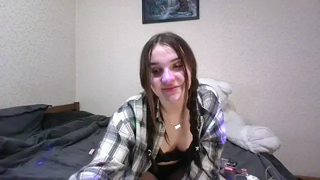 Vyxia online show from 05-08-26, 09:18